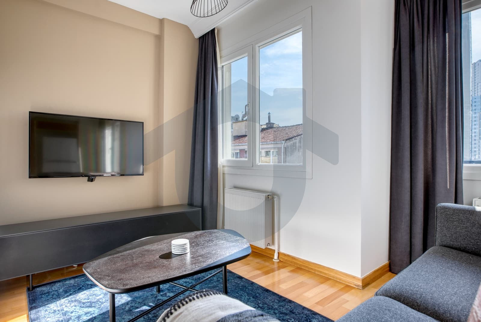 BOMONTİ'DE GENÇ BİNADA FULL EŞYALI -- 1+1 -- FULLY FURNISHED image 6